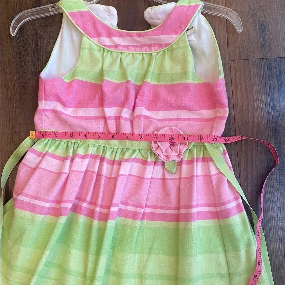 Rare Editions delightful dress